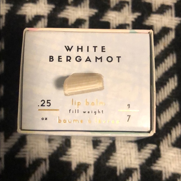 Illume Belle Bloom Lip Balm - Picture 4 of 7